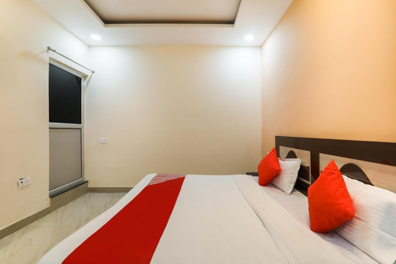 Oyo Flagship Krishna Regency Near Chaudhary Charan Singh International Airport Hotel Bijnaur Eksteriør billede