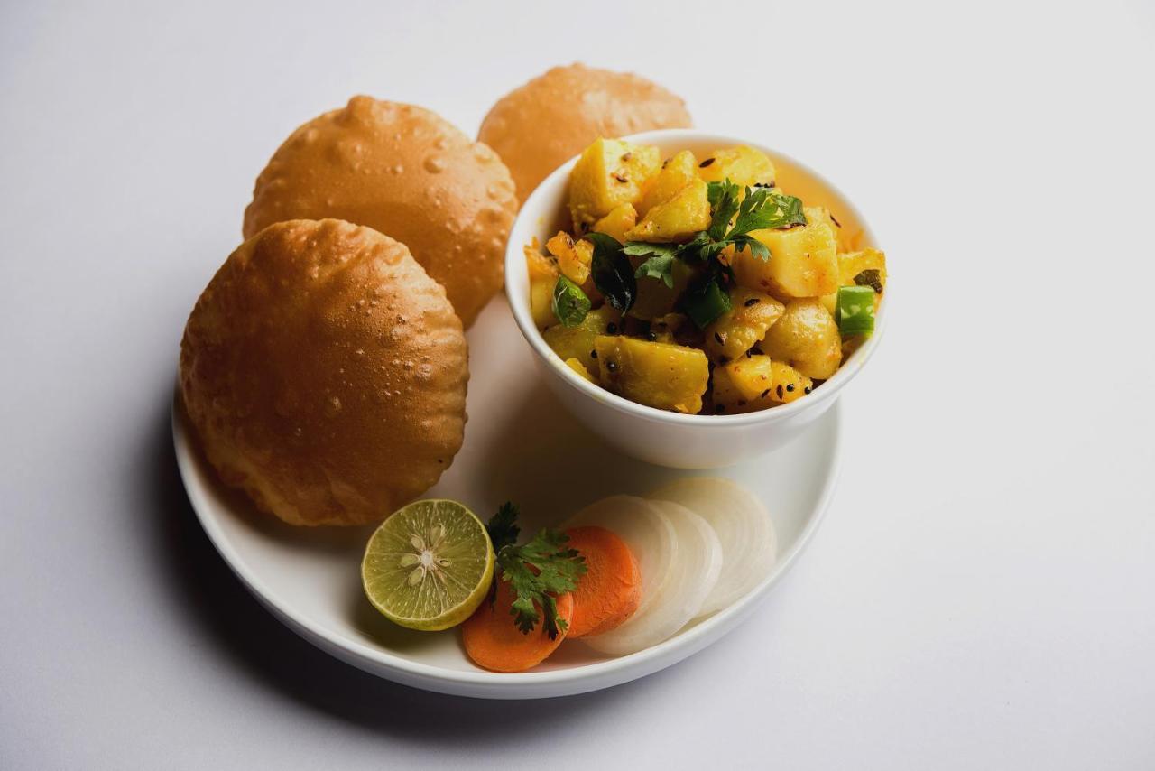 Oyo Flagship Krishna Regency Near Chaudhary Charan Singh International Airport Hotel Bijnaur Eksteriør billede